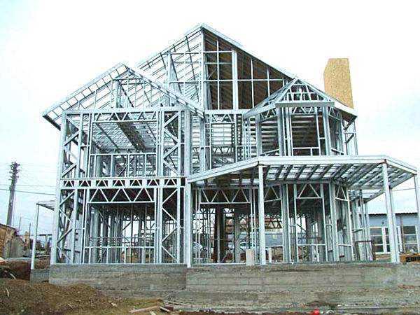 定西钢结构建筑的腐蚀问题应该如何预防
